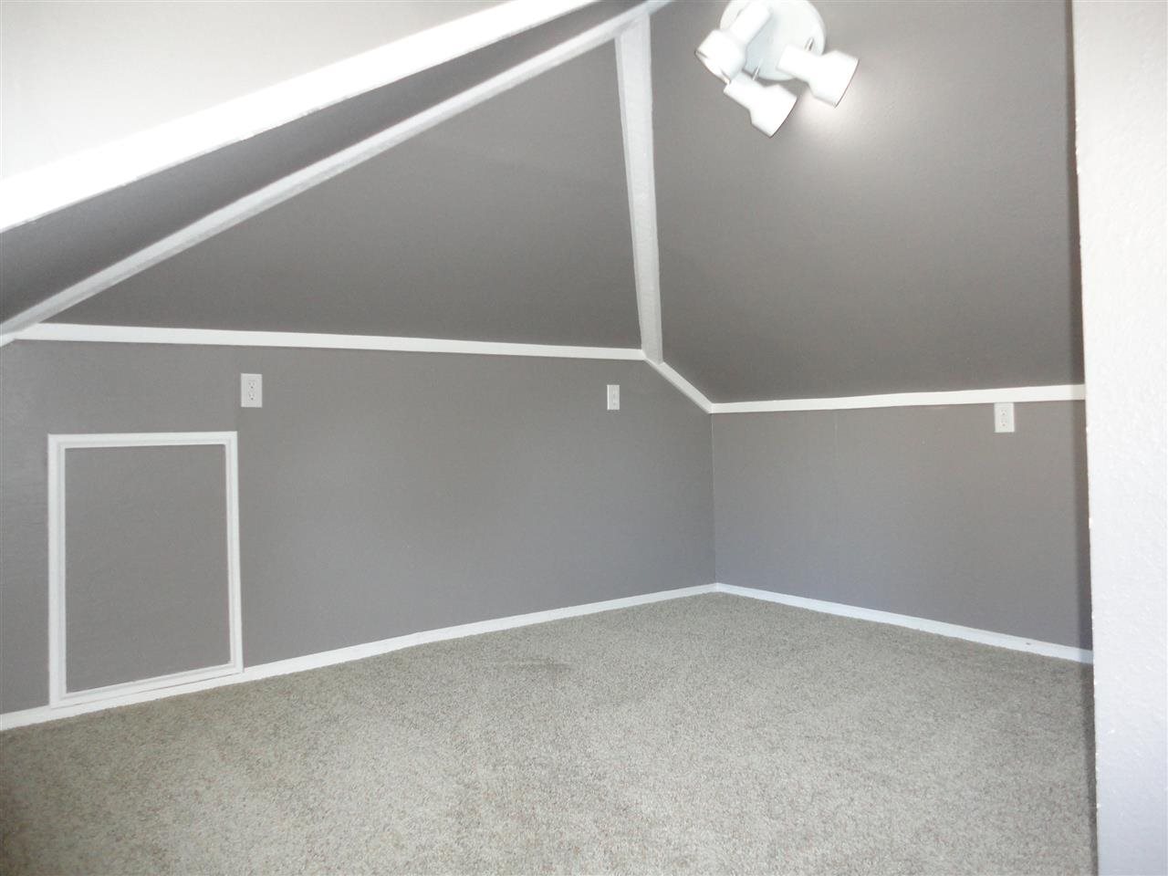708 E 38th Ave - Photo 15