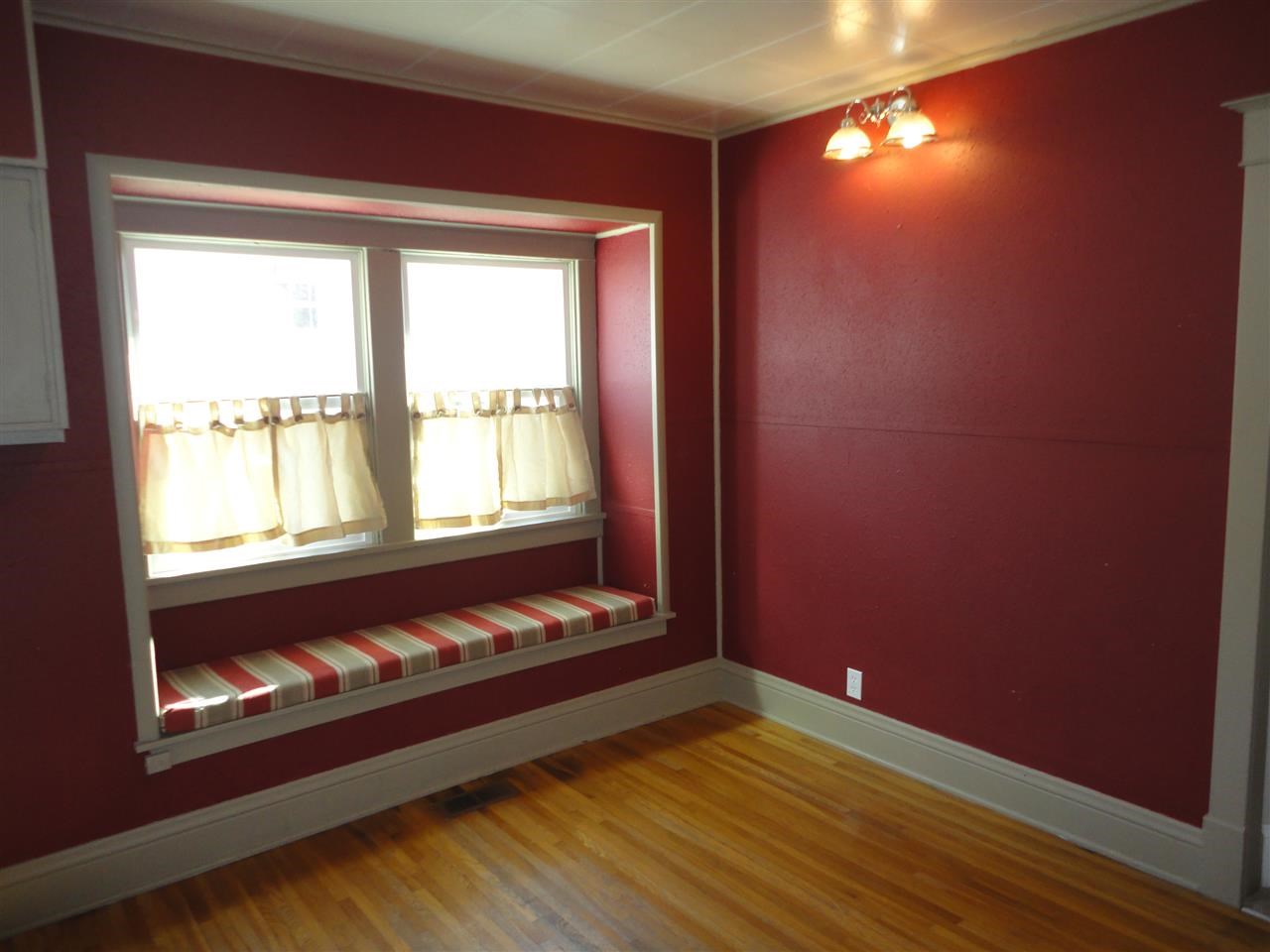 708 E 38th Ave - Photo 9