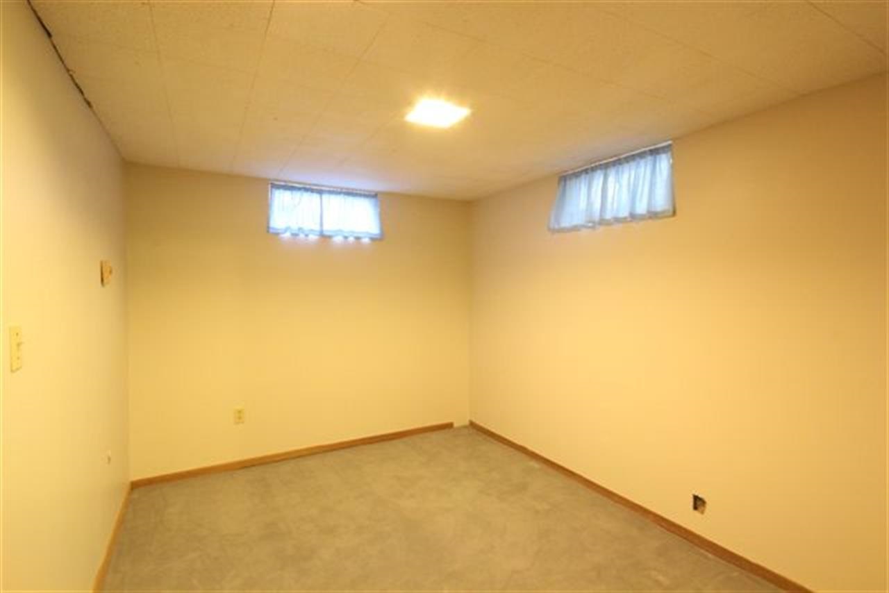 12907 E Blossey Ave - Photo 11