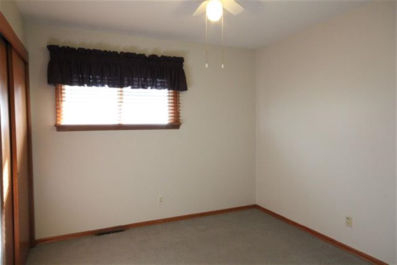 12907 E Blossey Ave - Photo 5