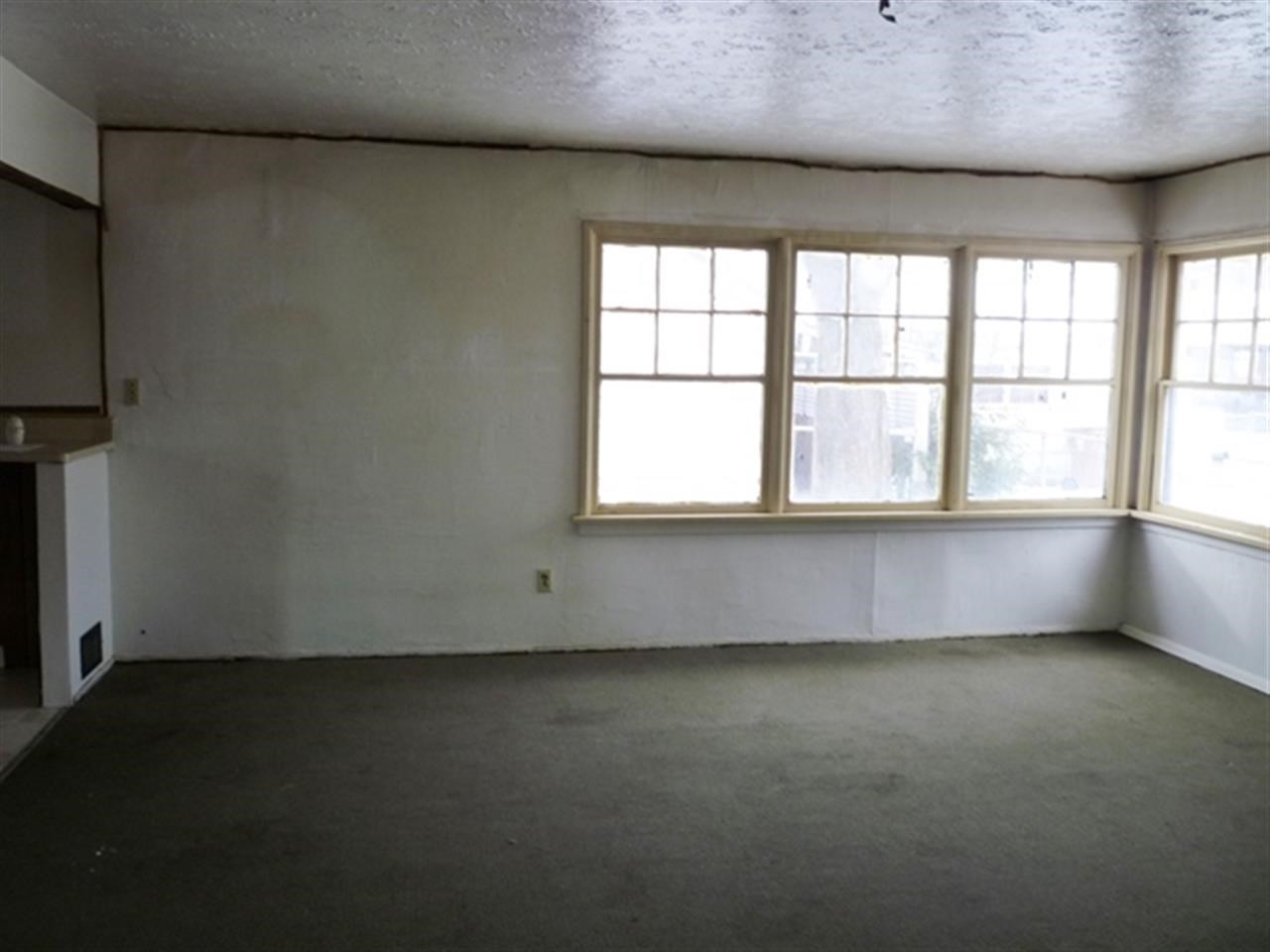 418 E Queen Ave - Photo 5