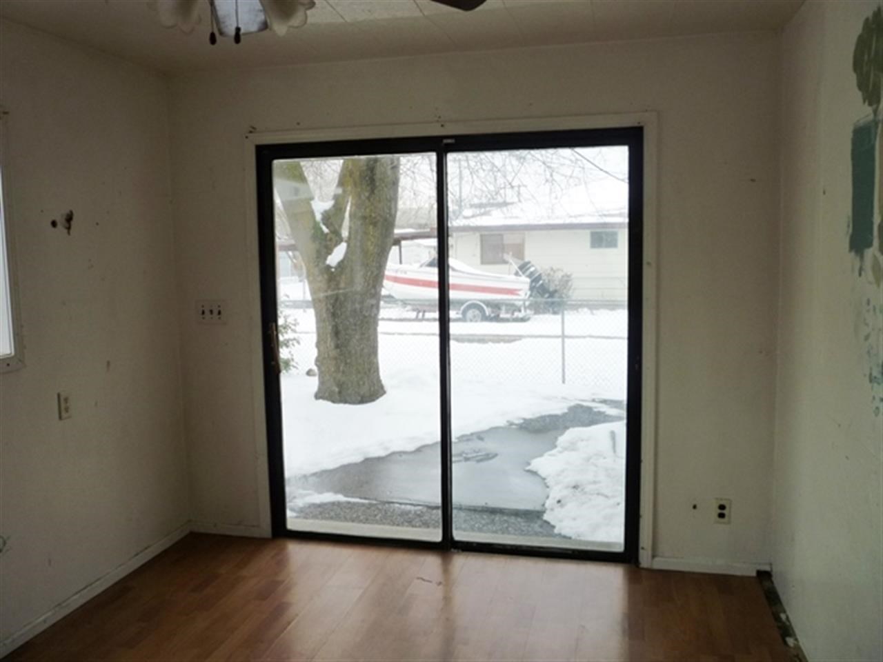 418 E Queen Ave - Photo 7