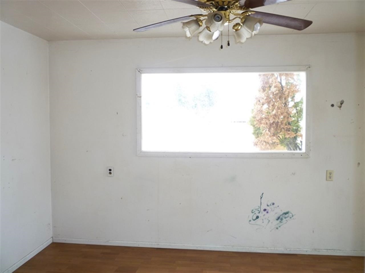 418 E Queen Ave - Photo 8