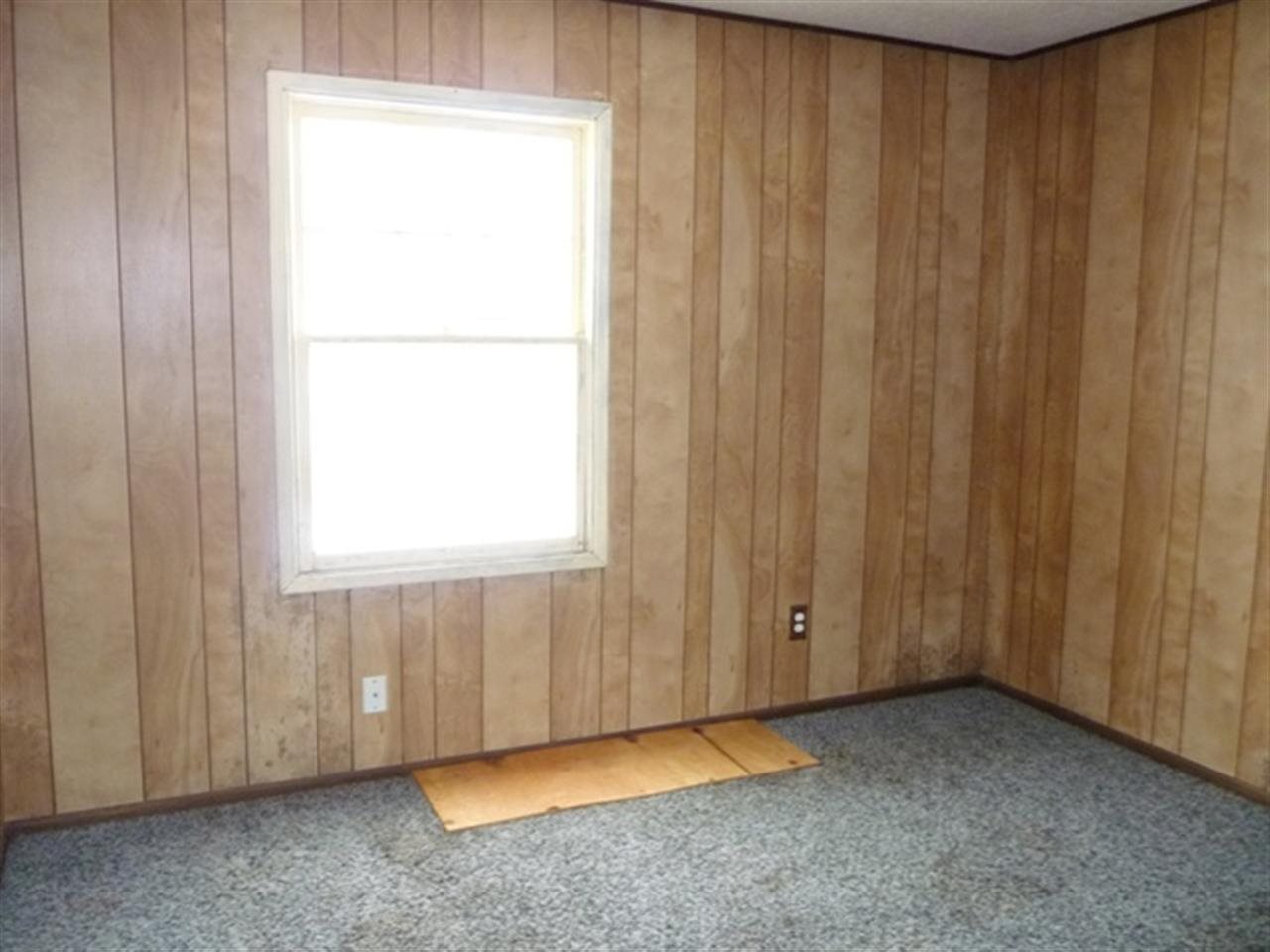 418 E Queen Ave - Photo 9