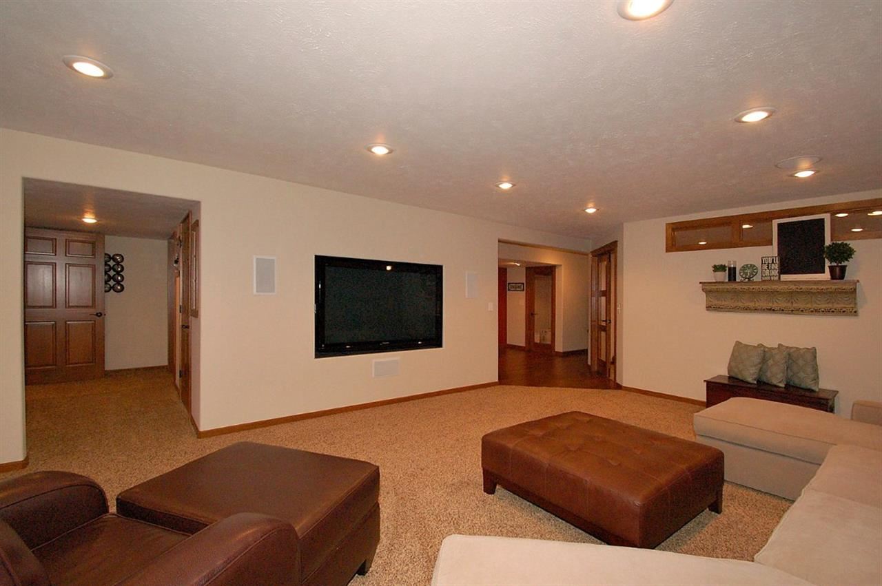 7506 N Nettleton Ct - Photo 12