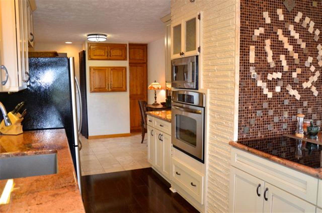 1111 S Skyline Pl - Photo 4