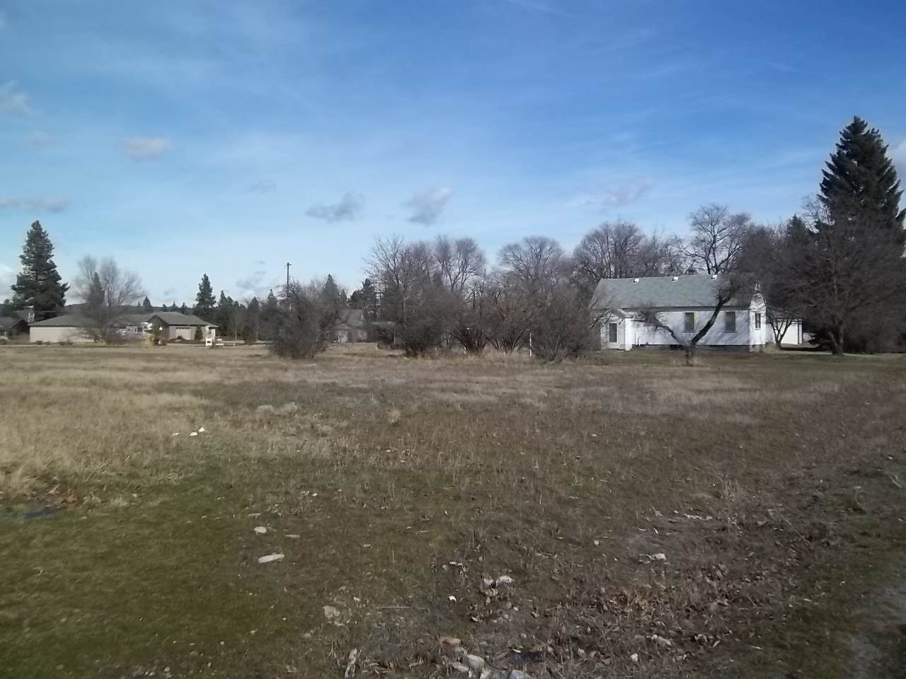 18123 E Montgomery Ave - Photo 10