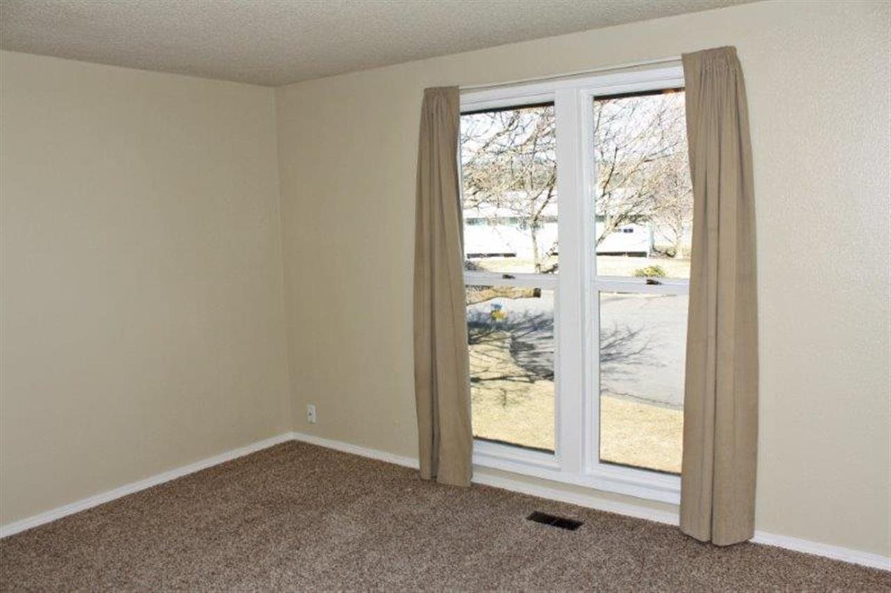 22418 E Olympic Ave - Photo 8