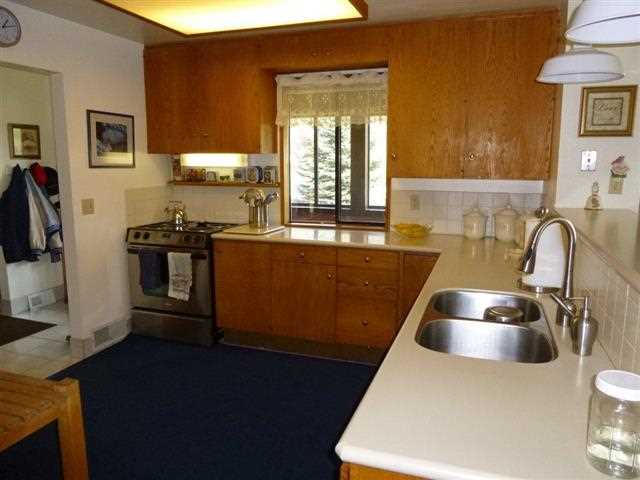627 Highland Loop - Photo 5