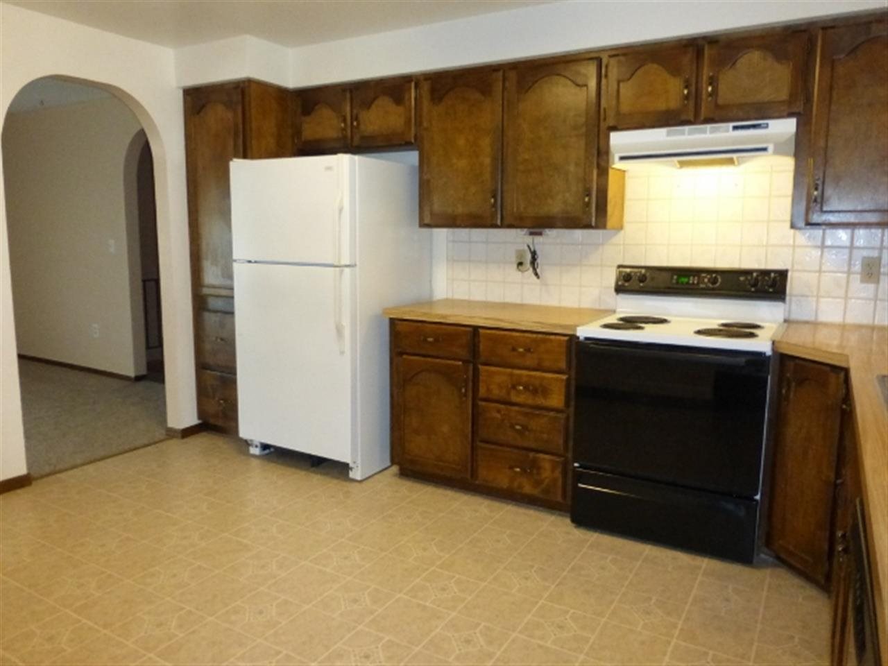 8211 N Standard St - Photo 5