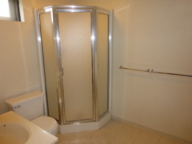 8211 N Standard St - Photo 9