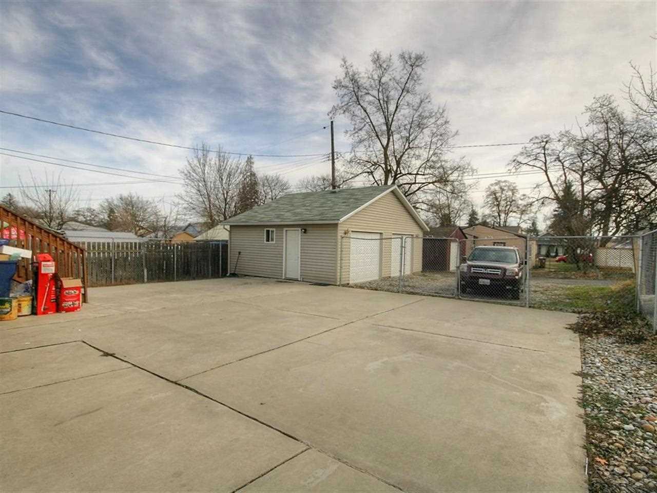 1408 E Empire - Photo 4