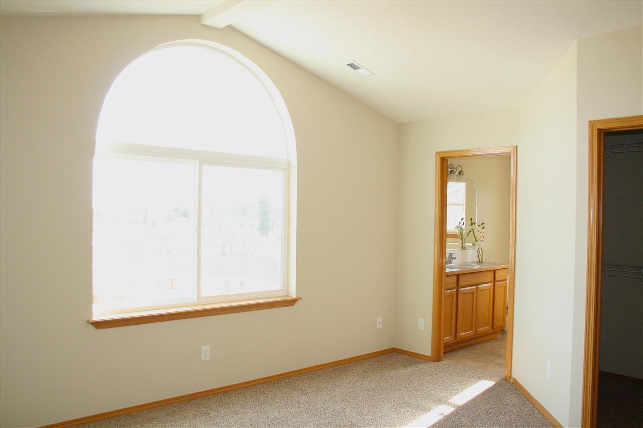 812 E ANGIE - Photo 6