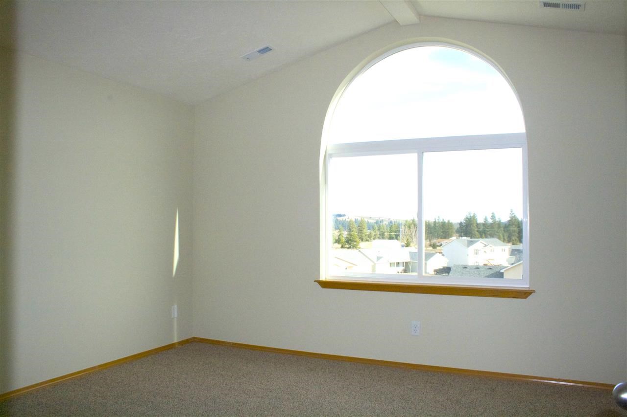 812 E ANGIE - Photo 7