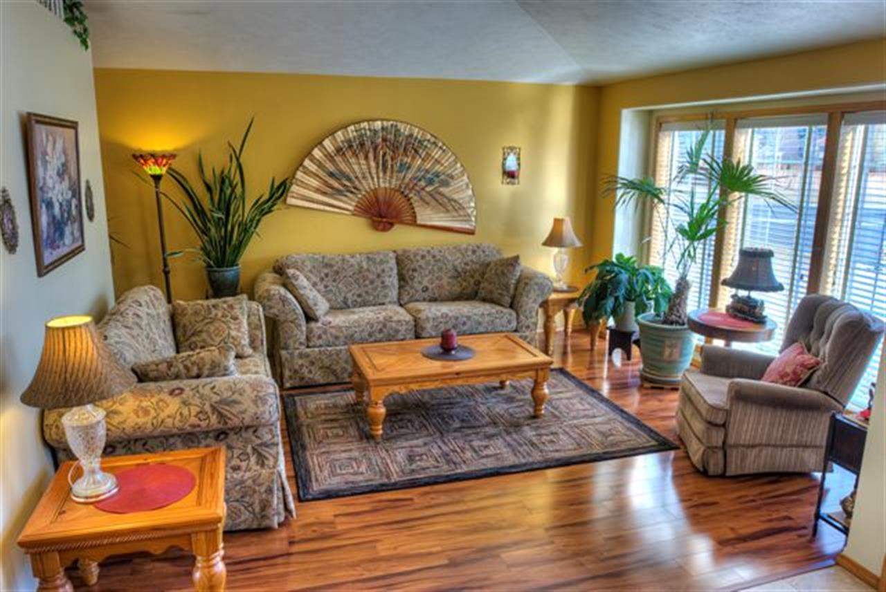 5021 E Cargill Ln - Photo 2
