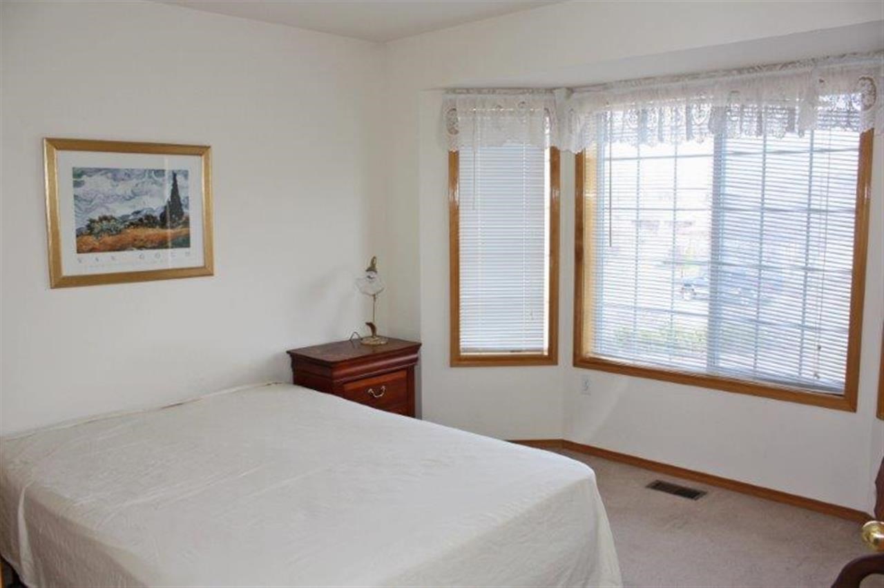 1008 S Harmony Rd - Photo 15