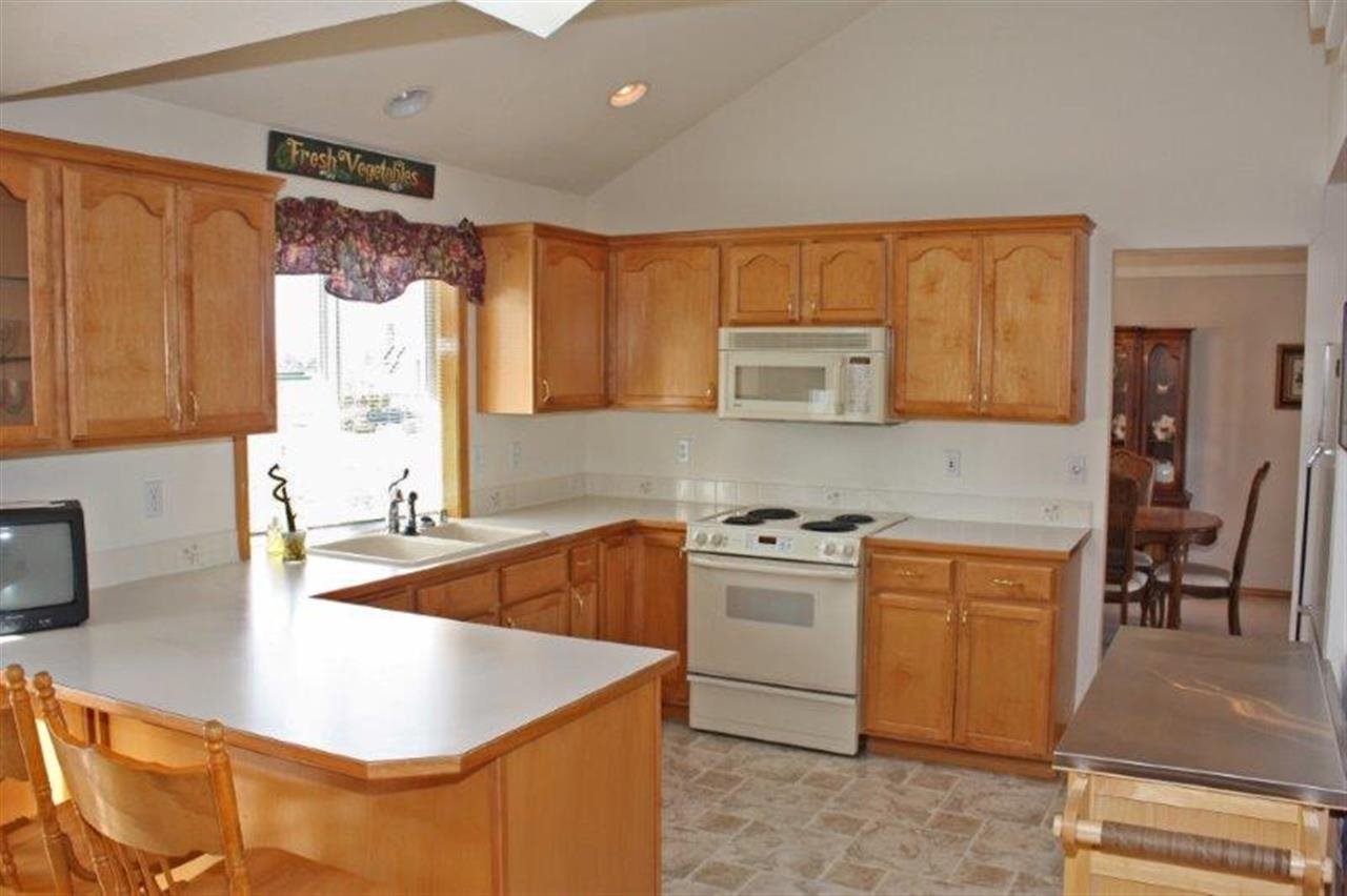 1008 S Harmony Rd - Photo 7