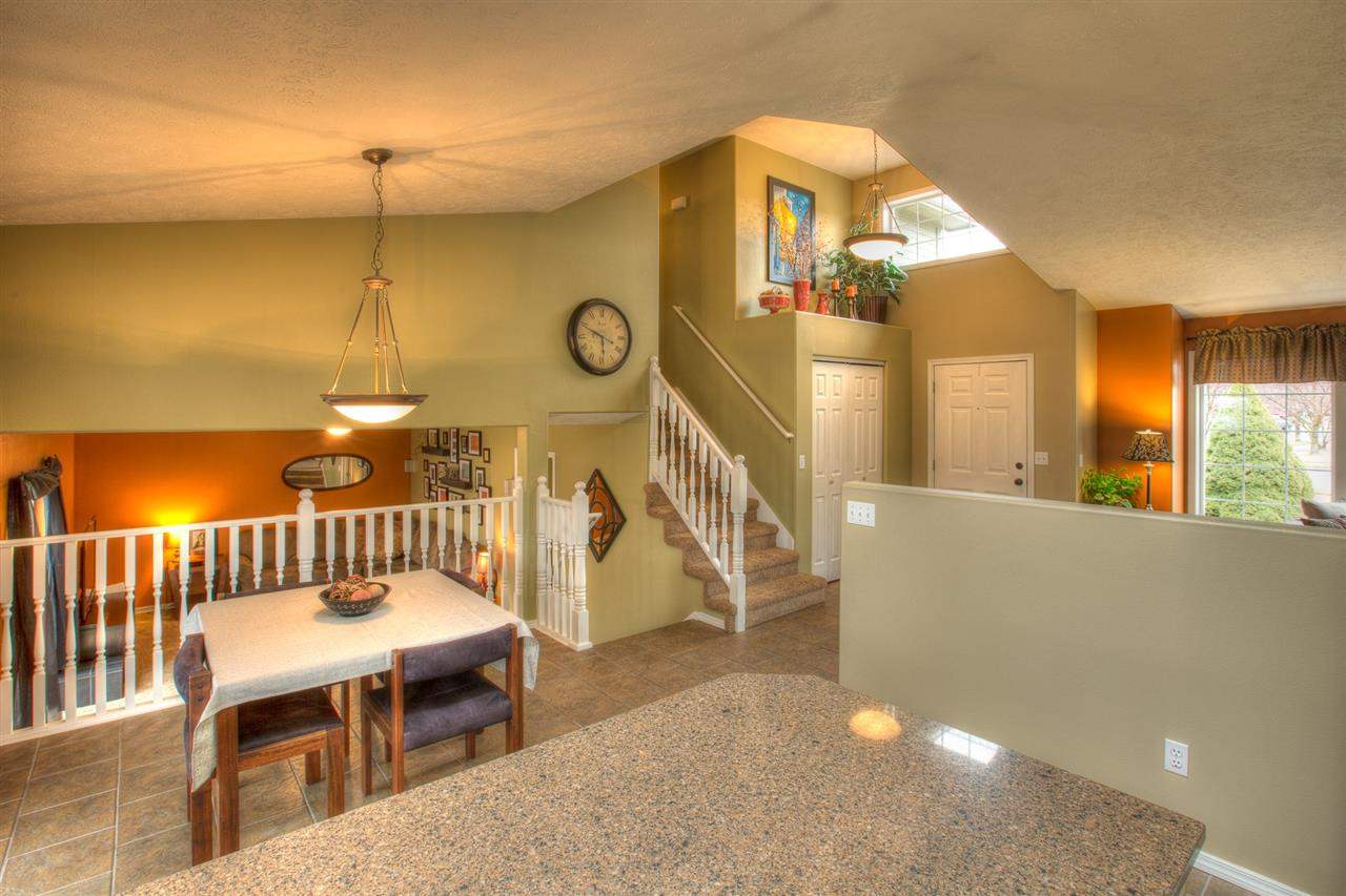 935 N Wright Blvd - Photo 5