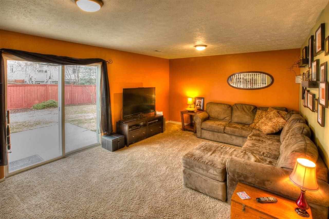 935 N Wright Blvd - Photo 8