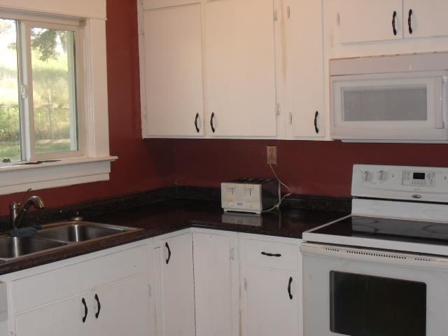 15 SW Dogwood - Photo 7