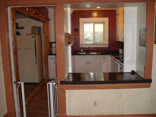 15 SW Dogwood - Photo 8