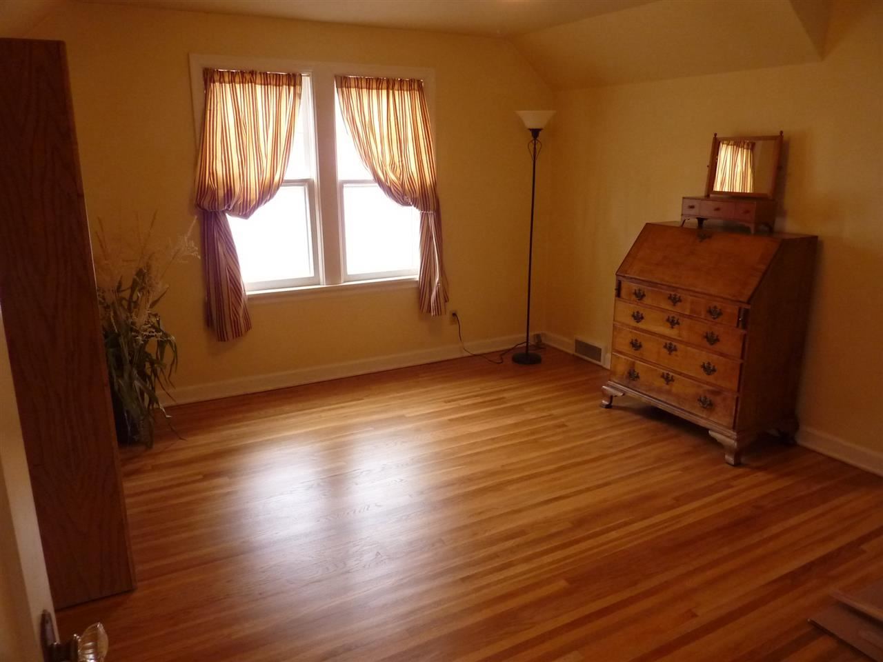 814 W 26th - Photo 7