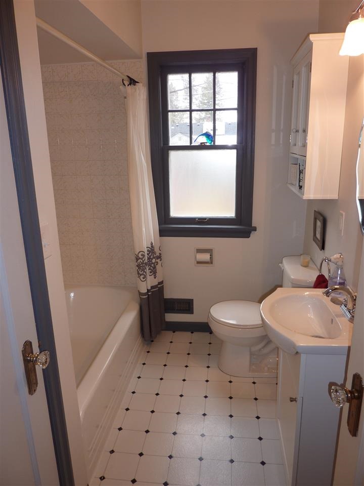 814 W 26th - Photo 10