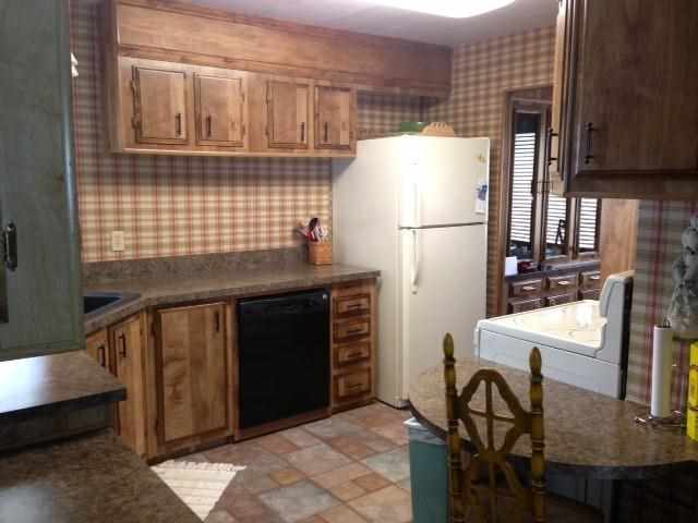 17205 E 3rd Ave - Photo 9