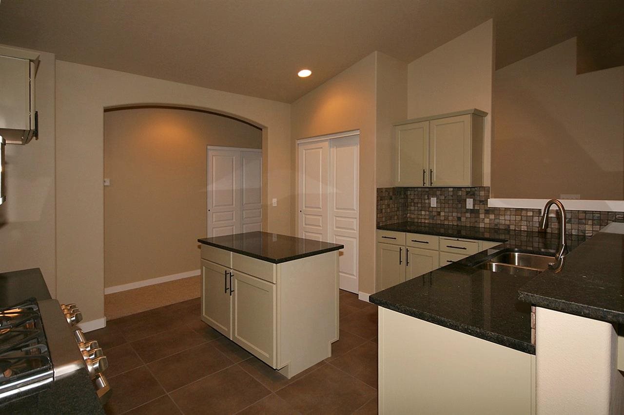 4519 E 22nd Ct - Photo 12