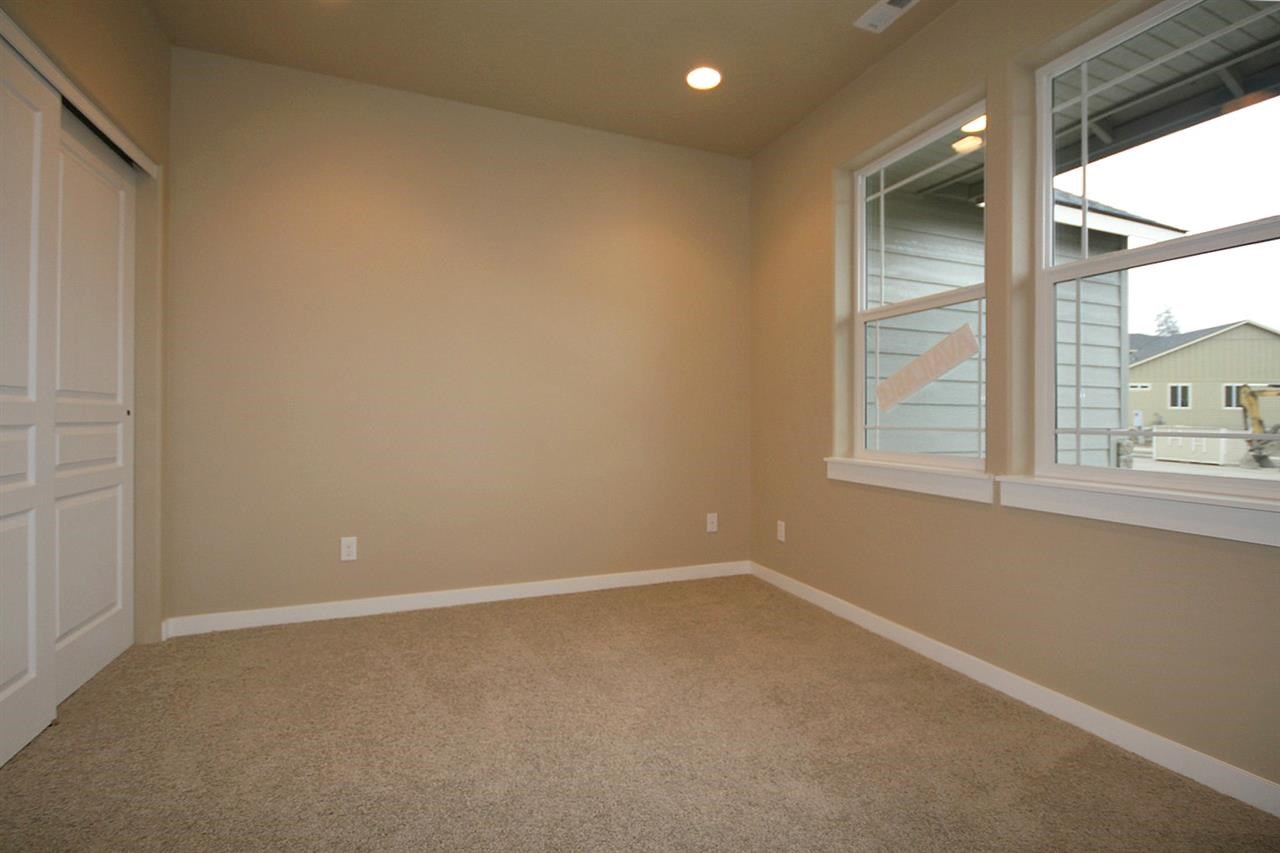 4519 E 22nd Ct - Photo 3