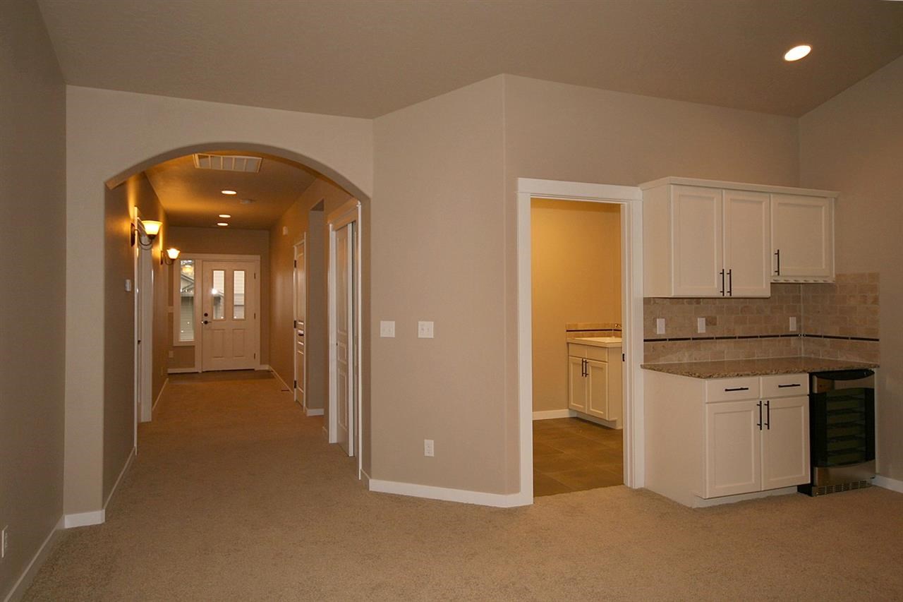 4520 E 22nd Ct - Photo 13