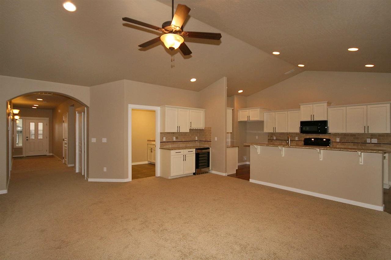 4520 E 22nd Ct - Photo 5