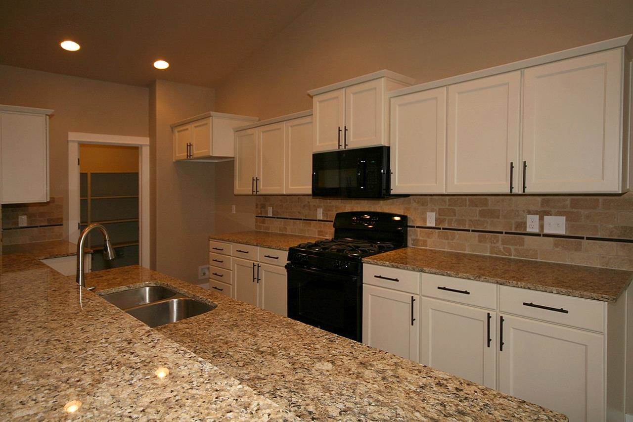 4520 E 22nd Ct - Photo 10