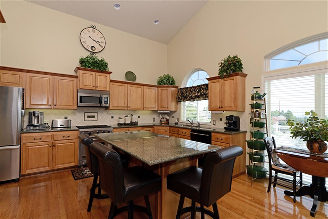 5922 N Summit Ln - Photo 4