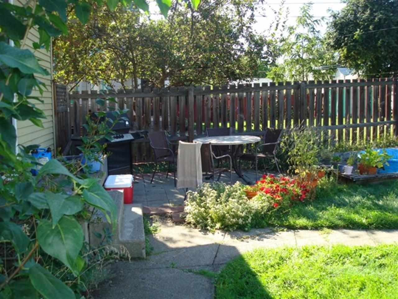 427 E Fairview - Photo 14