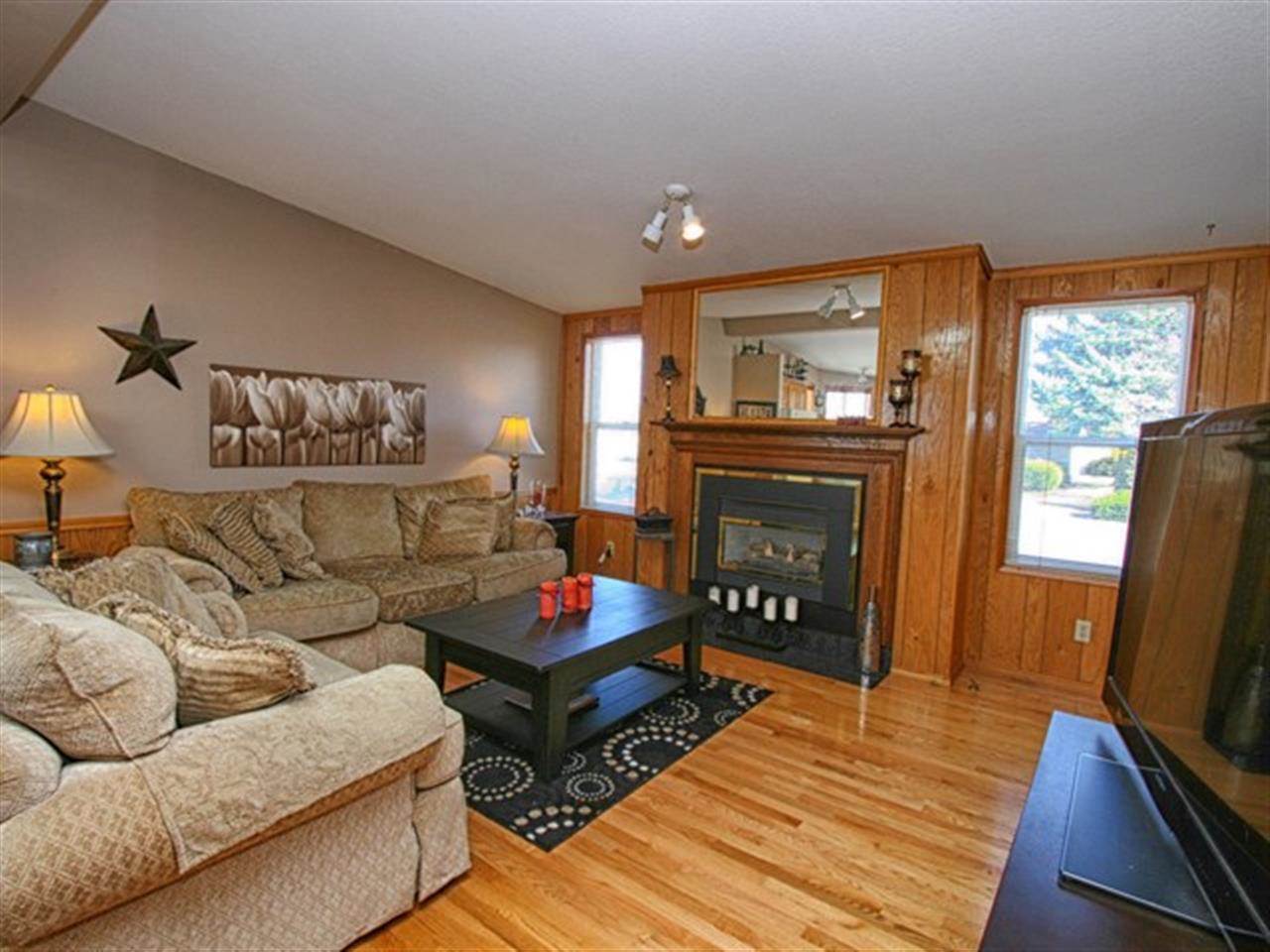 1819 N Glenbrook Rd - Photo 10