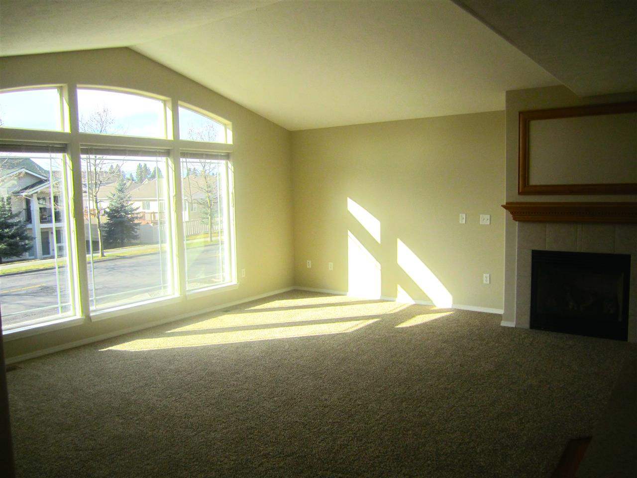 2645 Thurston - Photo 14