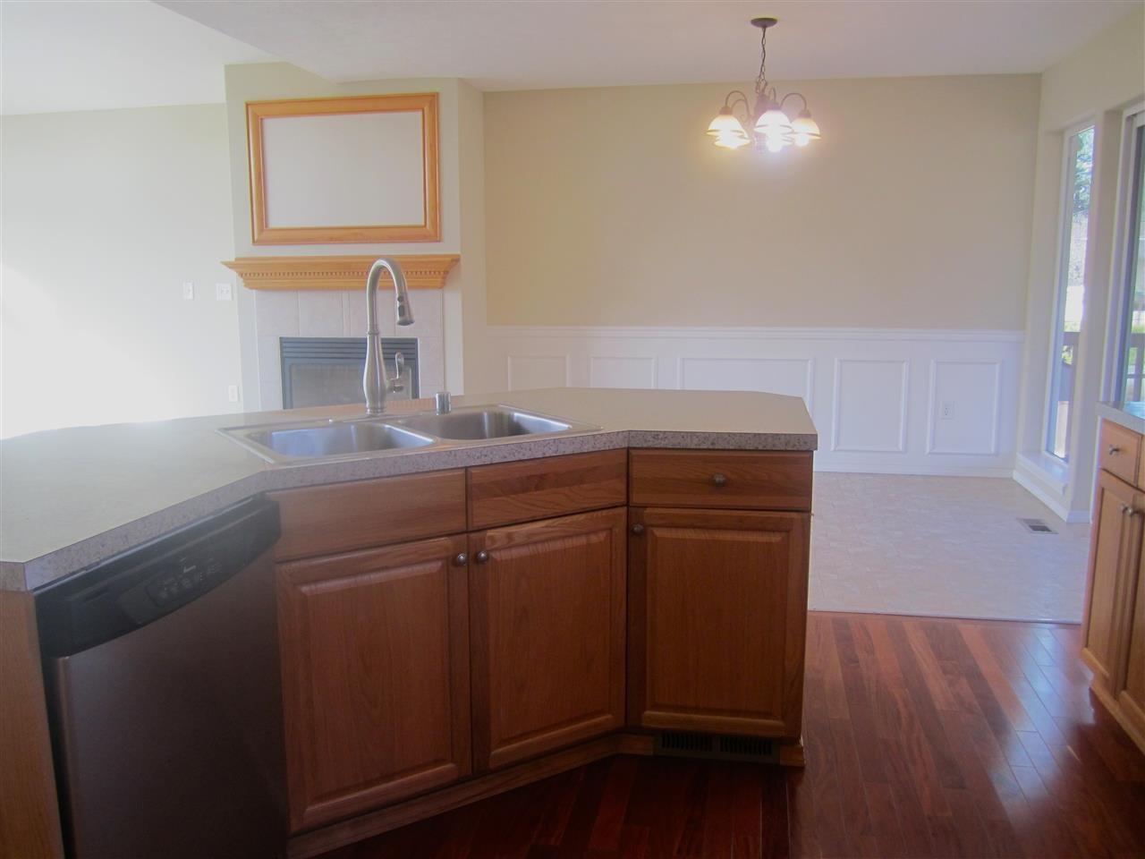 2645 Thurston - Photo 3