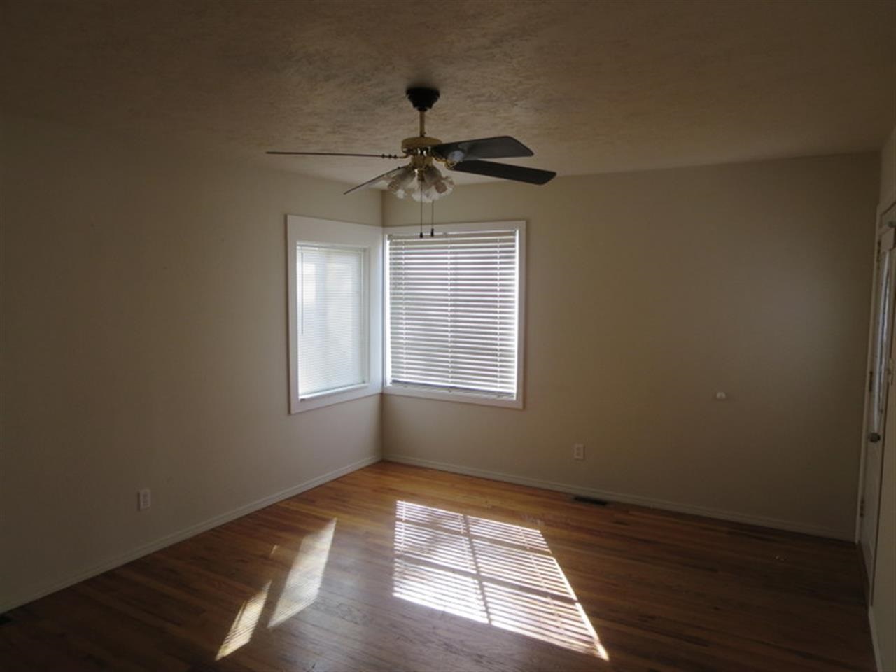 3303 E Congress Ave - Photo 5
