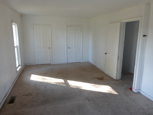 305 W Rednour Street - Photo 14