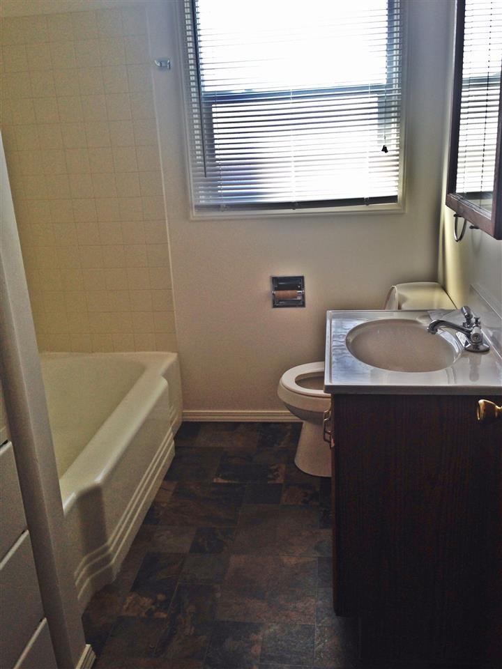1105 N University - Photo 3
