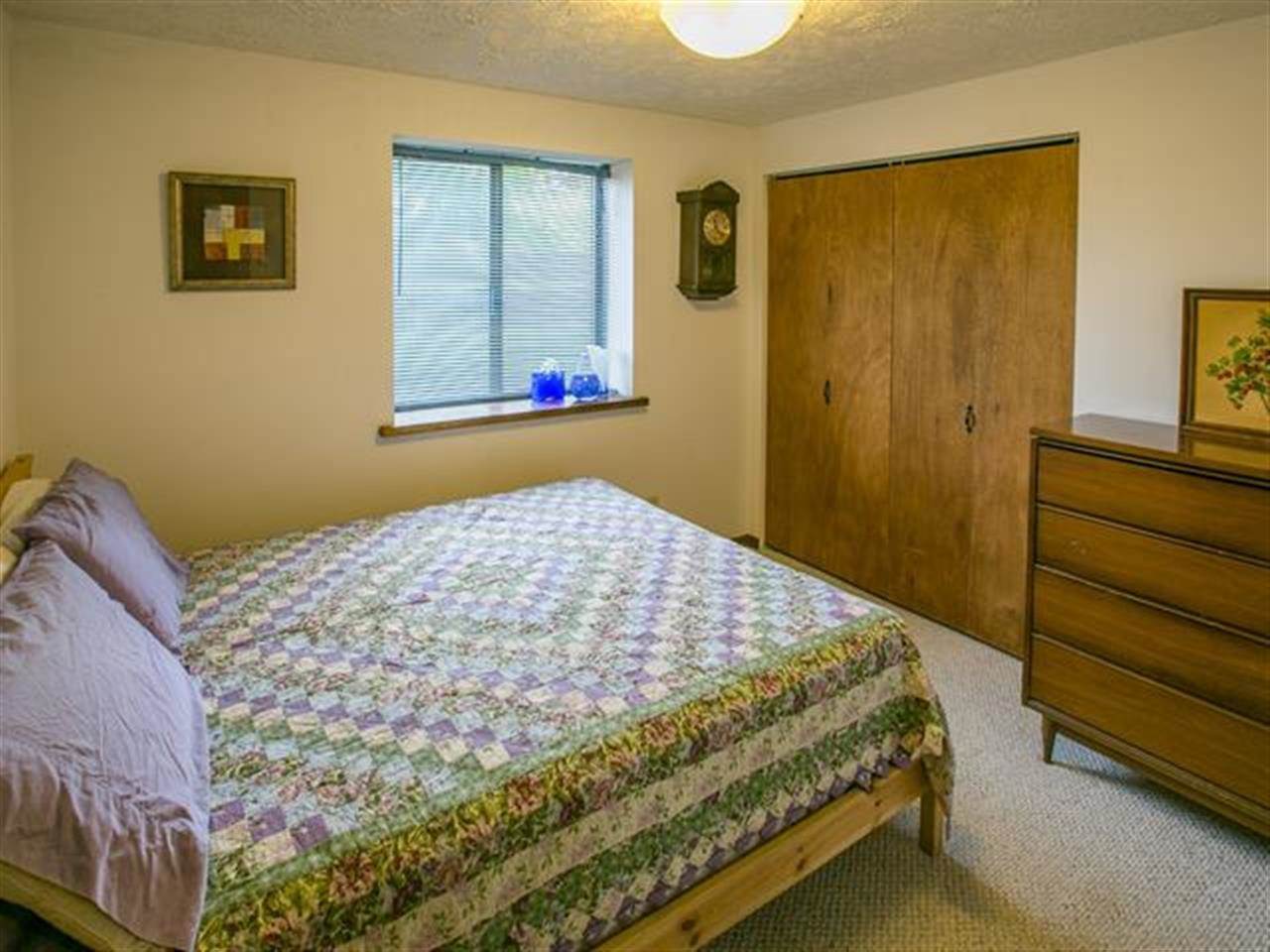303 W 3rd St - Photo 12