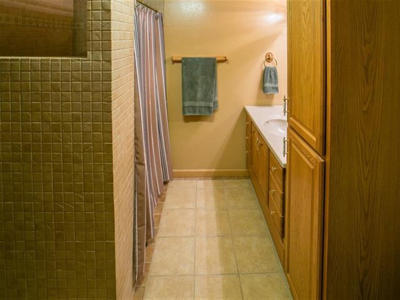 303 W 3rd St - Photo 14
