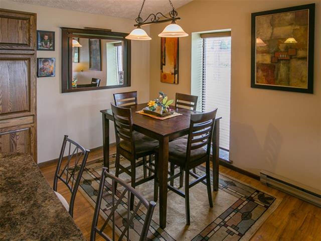 303 W 3rd St - Photo 7