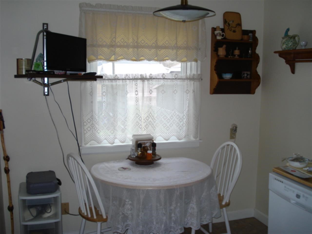 4518 N MAPLE St - Photo 6