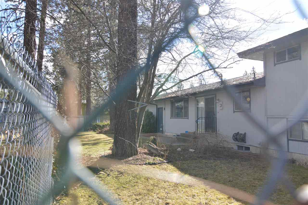 6422 N VICTOR St - Photo 12