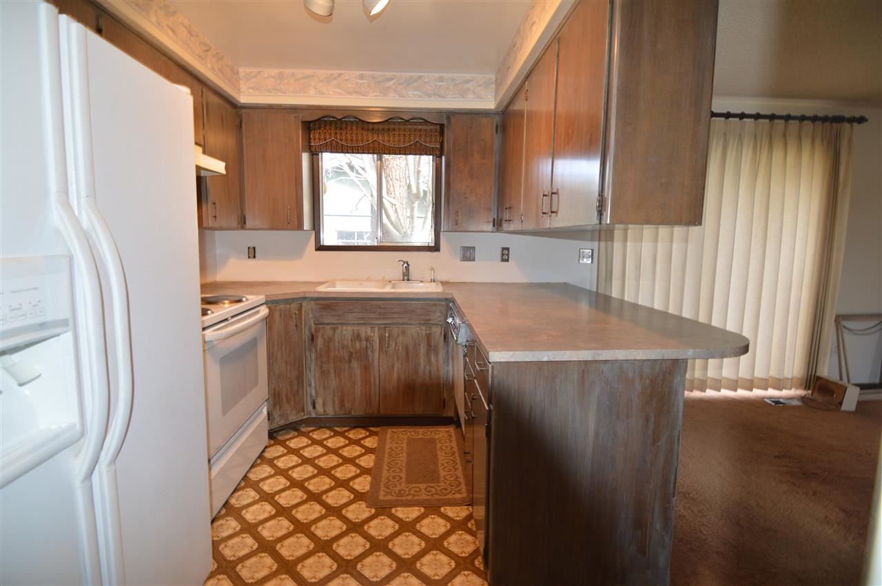 6422 N VICTOR St - Photo 4