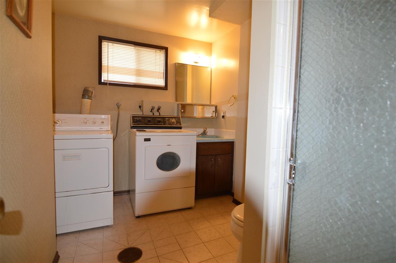 6422 N VICTOR St - Photo 6