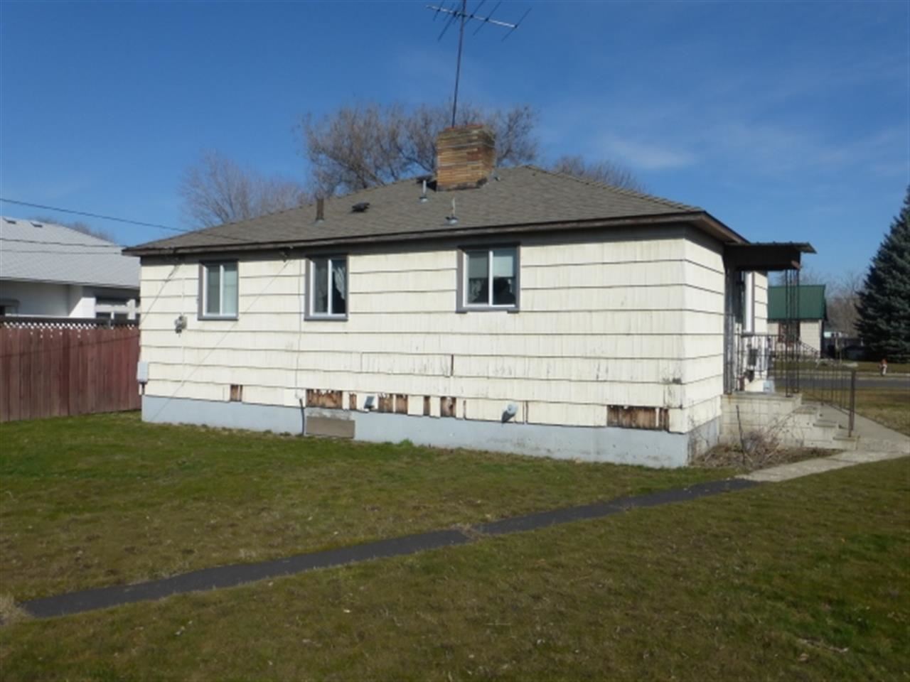 2128 E Sharp - Photo 6