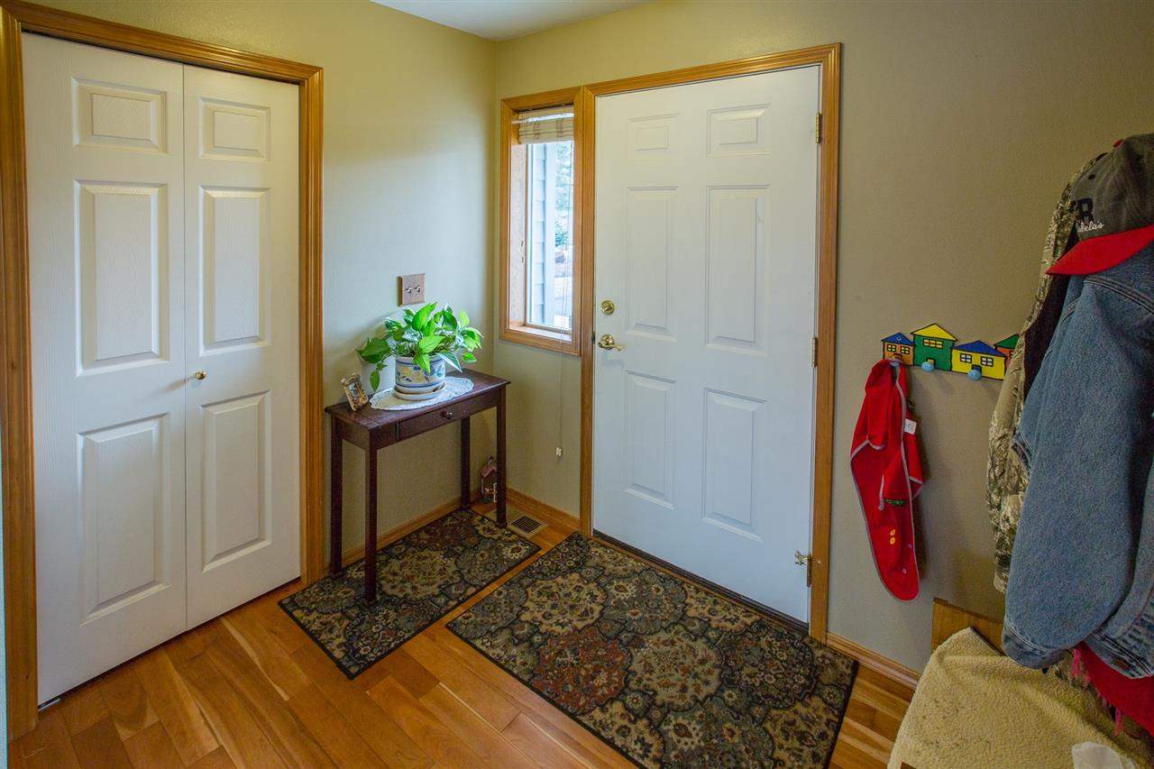 11621 S Greenfield Ln - Photo 3